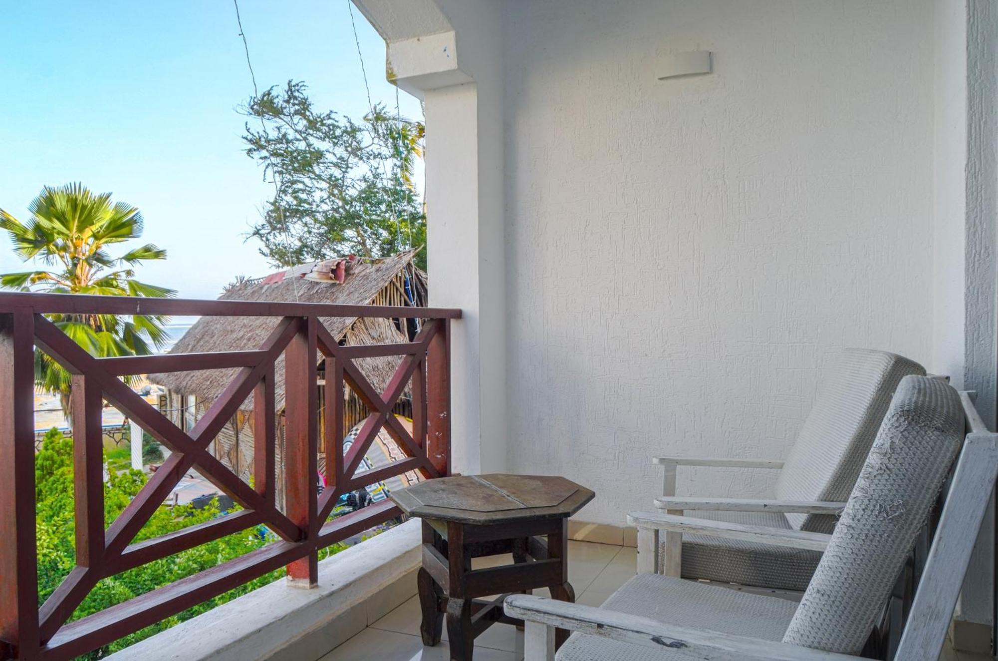 Sai Rock Beach Hotel & Spa แบมเบอรี ภายนอก รูปภาพ