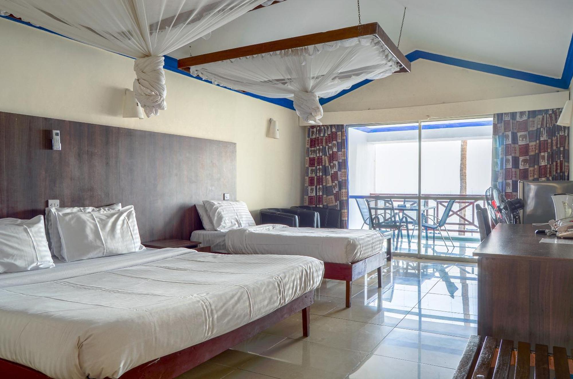 Sai Rock Beach Hotel & Spa แบมเบอรี ภายนอก รูปภาพ