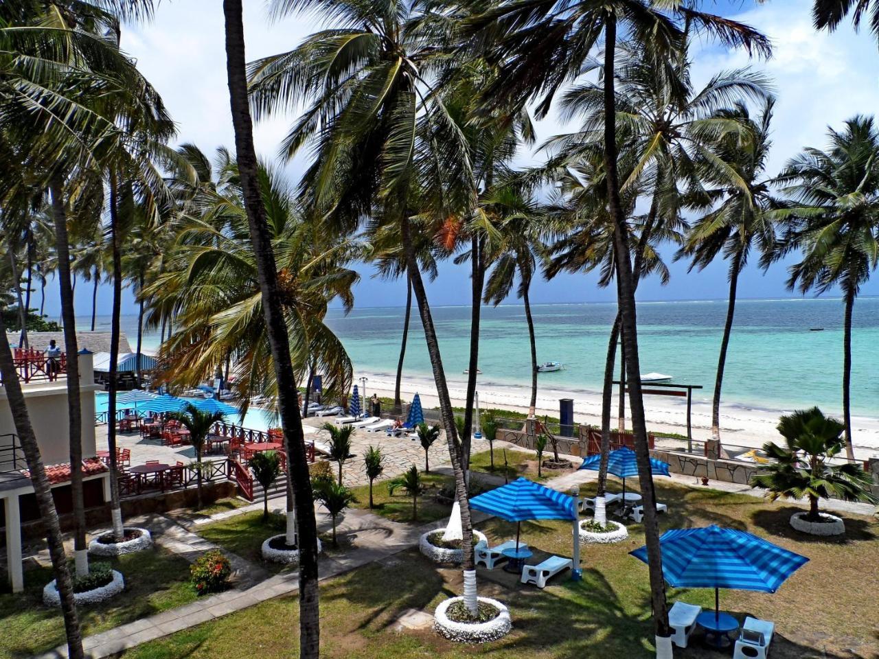 Sai Rock Beach Hotel & Spa แบมเบอรี ภายนอก รูปภาพ