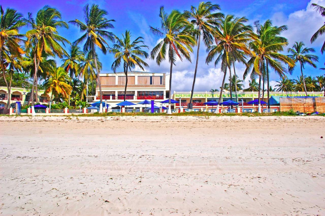Sai Rock Beach Hotel & Spa แบมเบอรี ภายนอก รูปภาพ